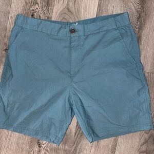 Reel Life shorts size Medium